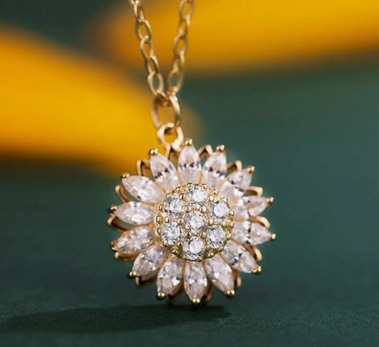 🌻 Collar Girasol Dorado – La Flor que Nunca se Marchita